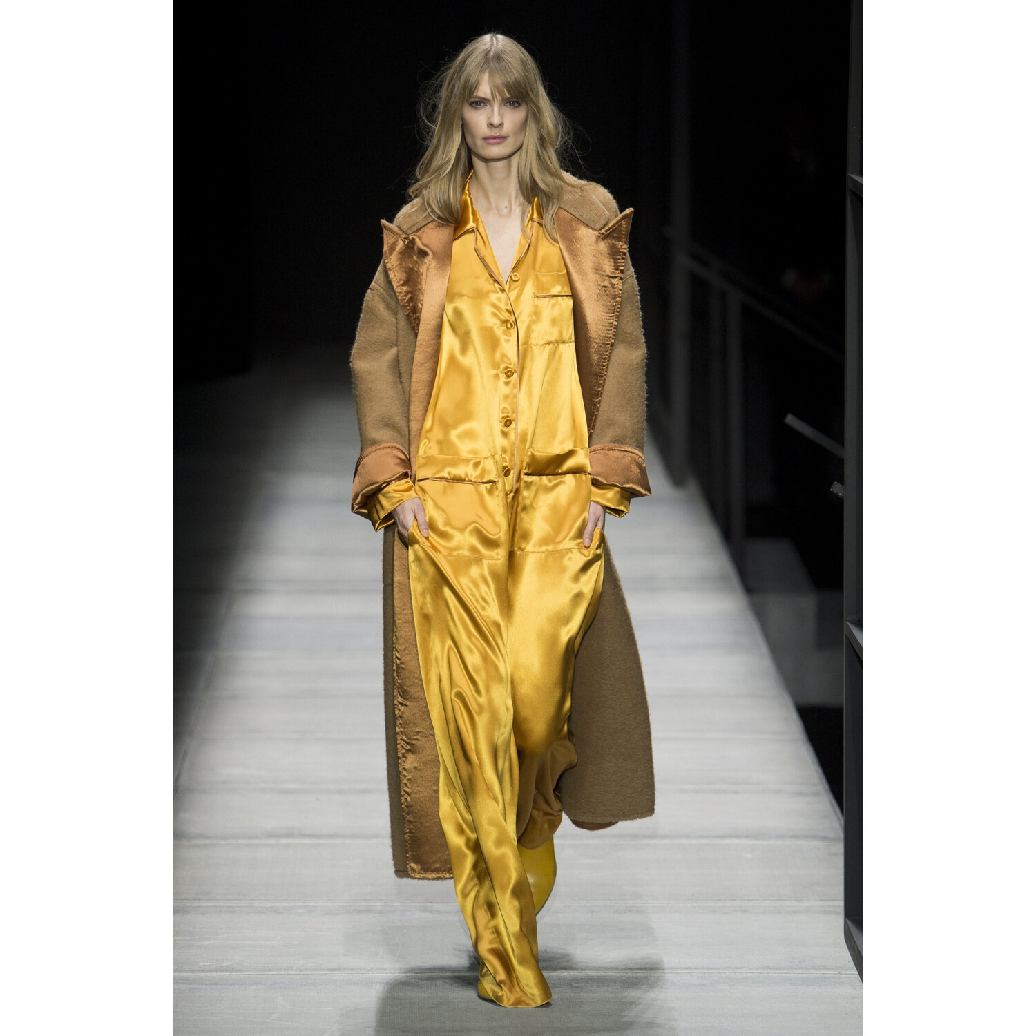Фото Bottega Veneta  Fall 2018 Ready-to-Wear Боттега Венета осень зима 2018 коллекция неделя моды в Нью Йорке Mainstyles
